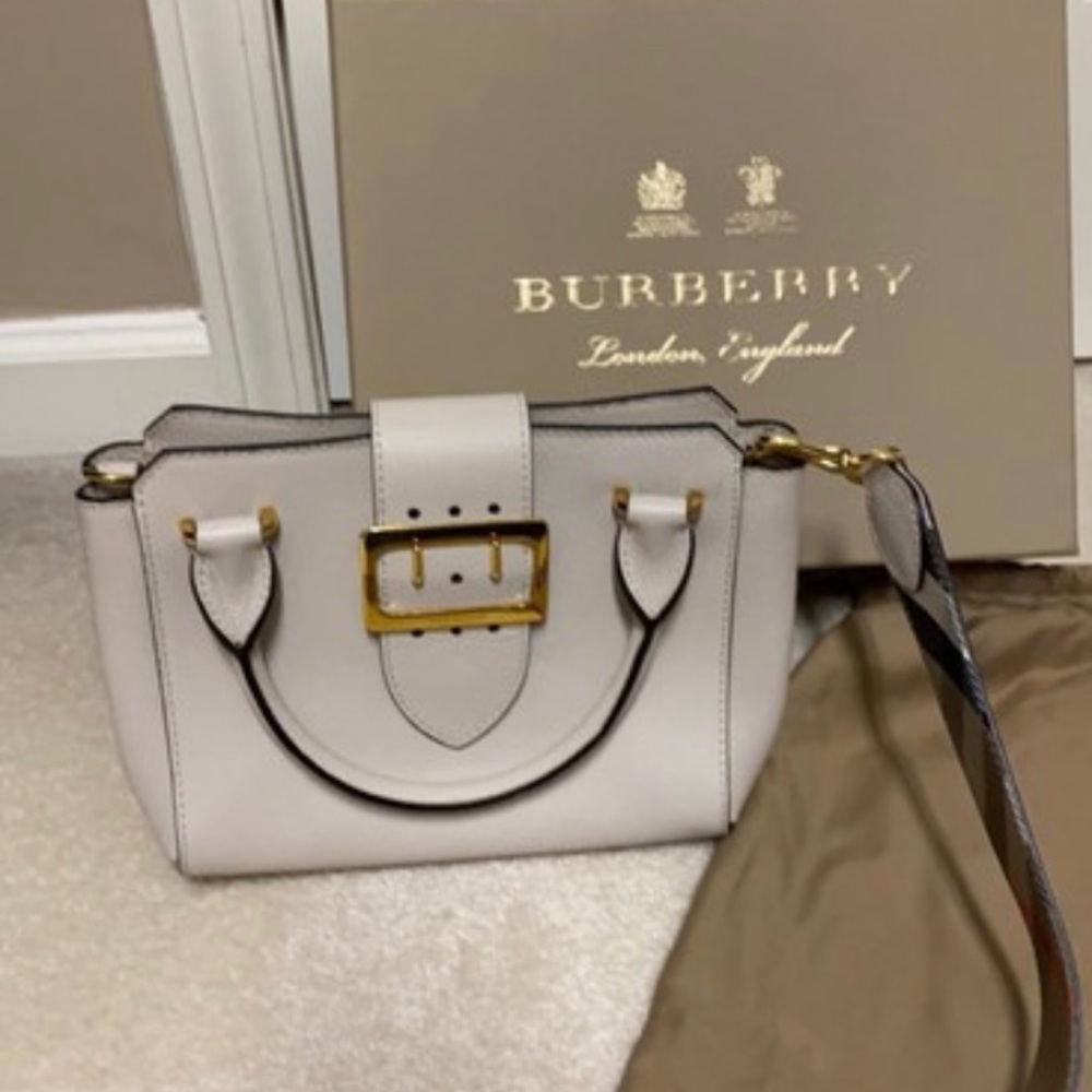 Burberry small cream color purse